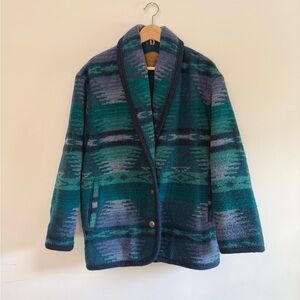 Vintage Woolrich Blue and Green Patterned Women's Jacket